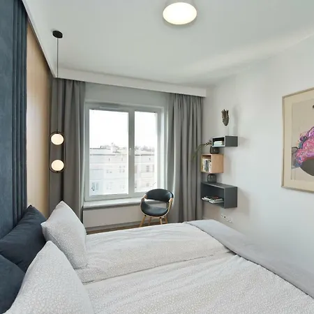 Chic Designer With Original Art And Old Town View * Gdańsk